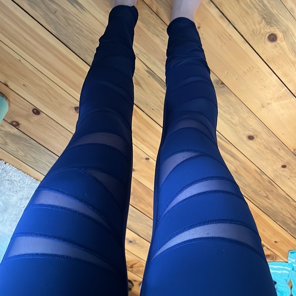 Lululemon leggings - Picture 5 of 5